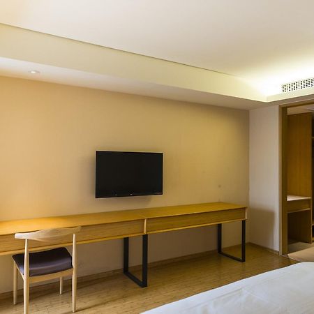 Ji Hotel Shanghai Guangda Liuzhou Road Extérieur photo
